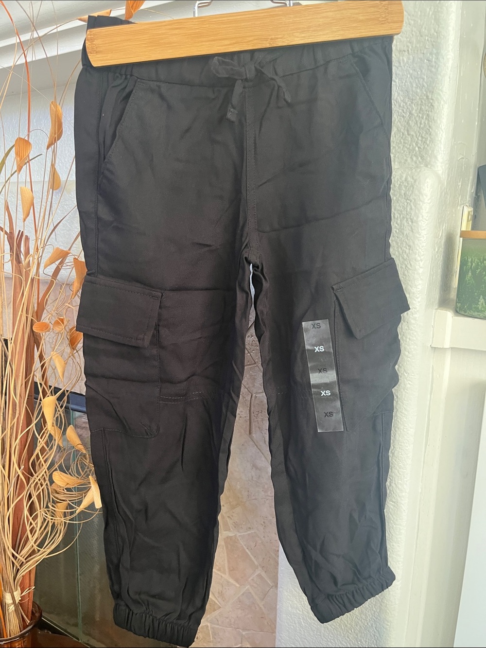 Black Cargo Jogger Pants - XS